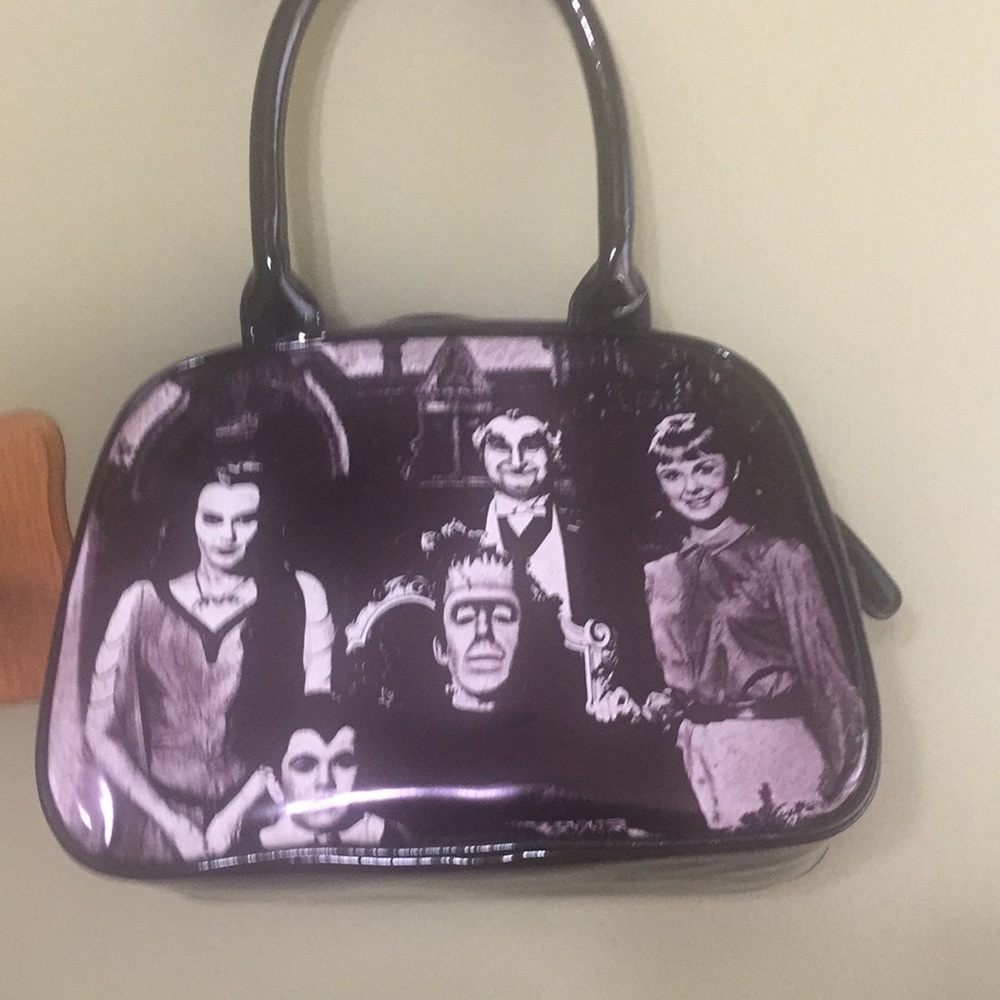 The Munster black purse
